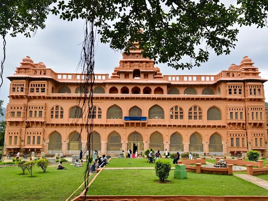 Chandragiri Fort